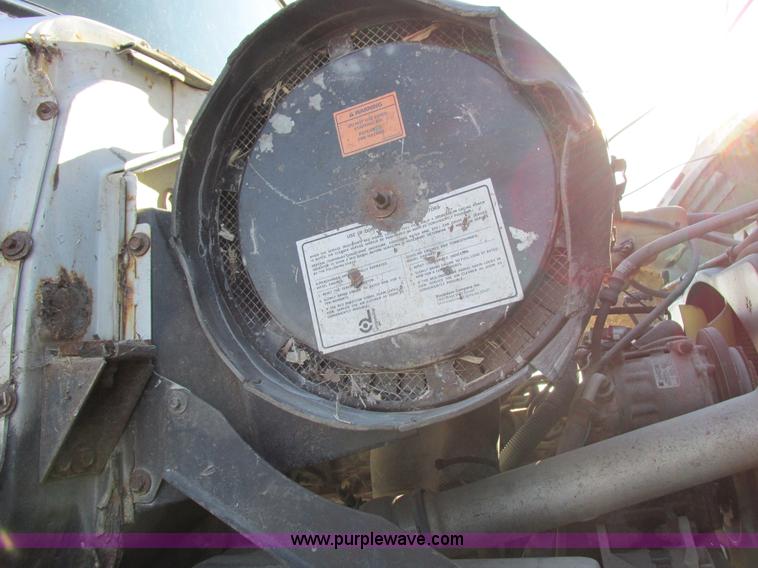 image for item I8833 1996 Ford L8000 floater fertilizer truck