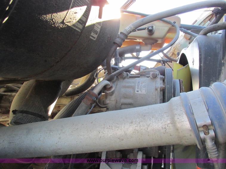 image for item I8833 1996 Ford L8000 floater fertilizer truck