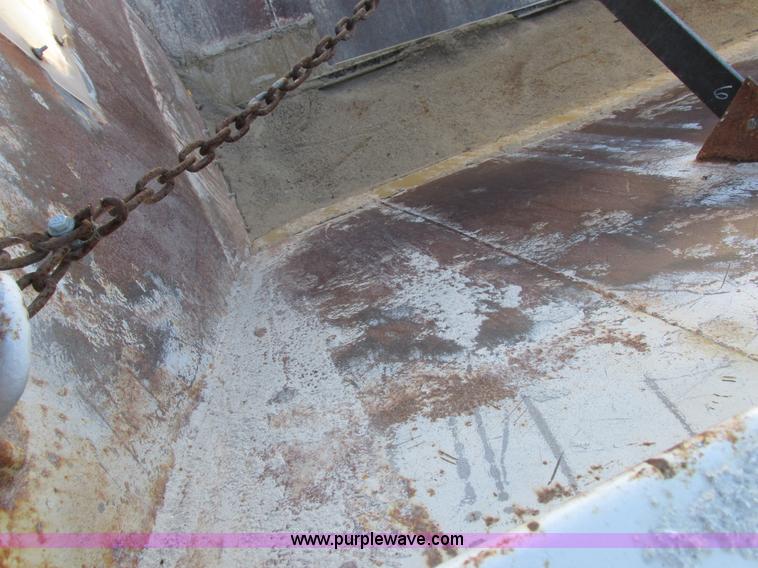 image for item I8833 1996 Ford L8000 floater fertilizer truck