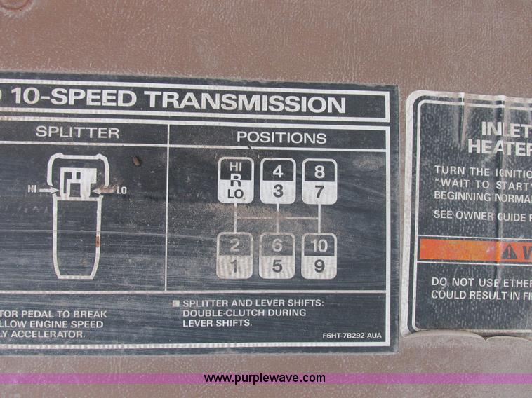 image for item I8833 1996 Ford L8000 floater fertilizer truck