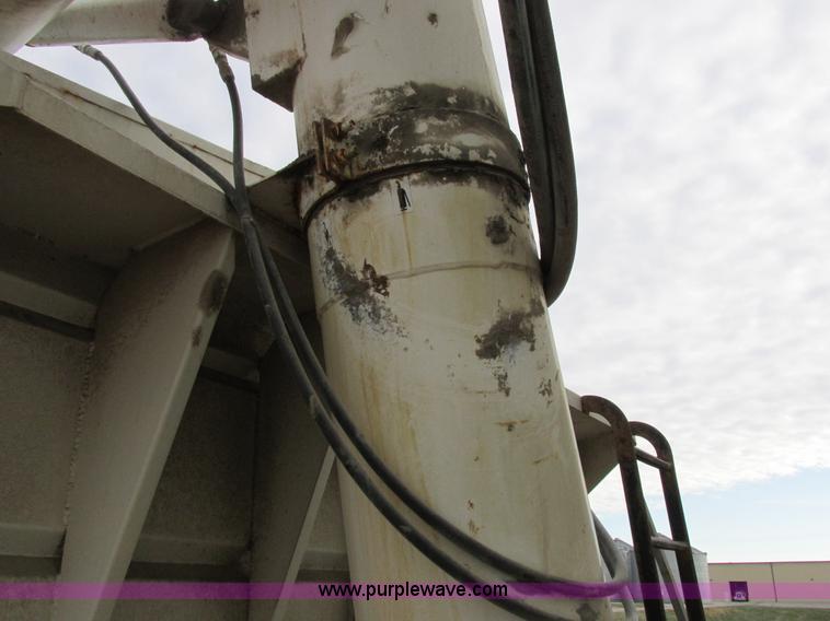 image for item I8841 Rayman bulk fertilizer tender bed