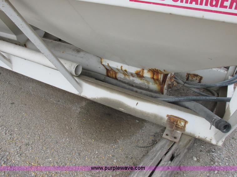 image for item I8841 Rayman bulk fertilizer tender bed