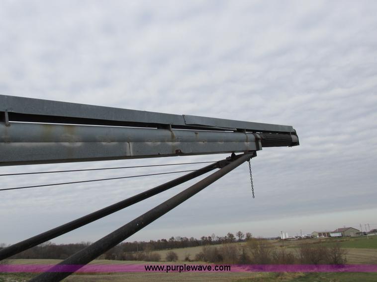 image for item I8843 1983 Curtis grain auger