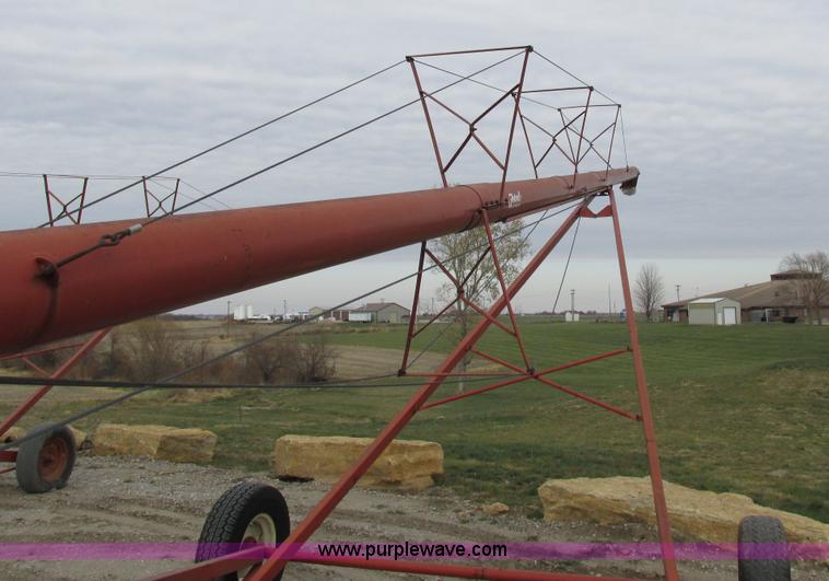 image for item I8845 Feterl grain auger