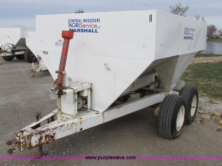 Dempster fertilizer spreader buggy in Marshall, MO Item I8851 sold