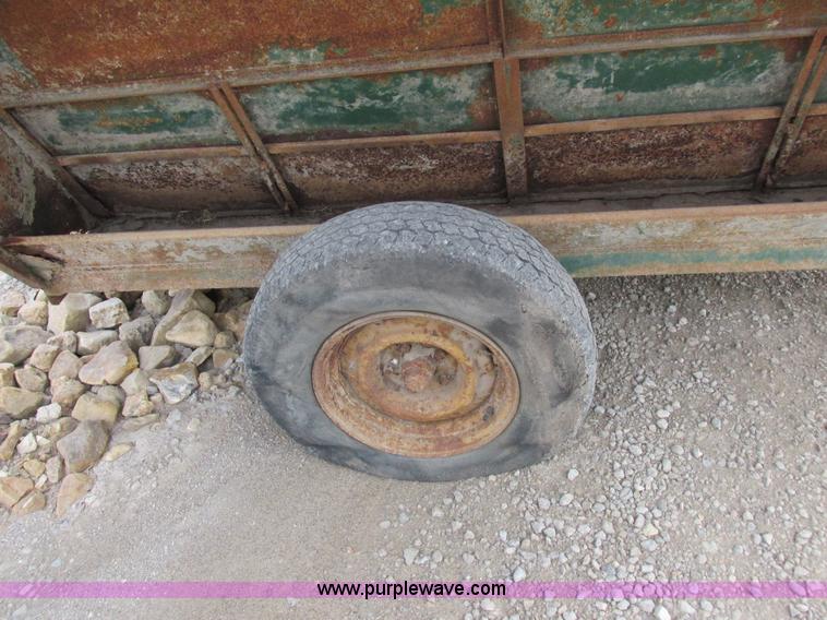 image for item I8853 Richard Cox creep feeder