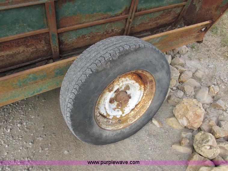 image for item I8853 Richard Cox creep feeder