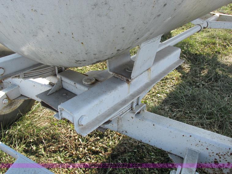 image for item I8856 Anhydrous nurse tank