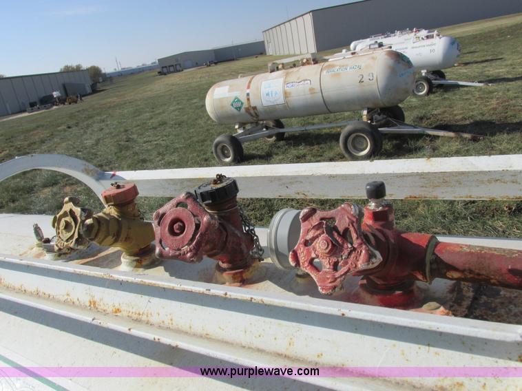image for item I8856 Anhydrous nurse tank