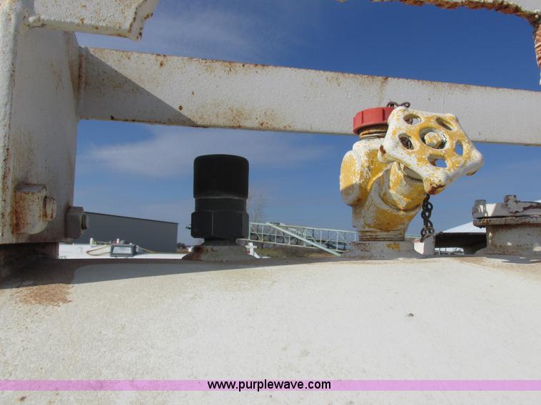 image for item I8857 Anhydrous nurse tank