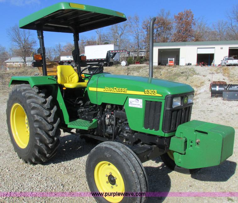 image for item I8873 2006 John Deere 5303 tractor