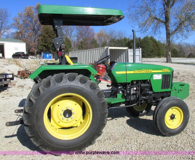 image for item I8873 2006 John Deere 5303 tractor