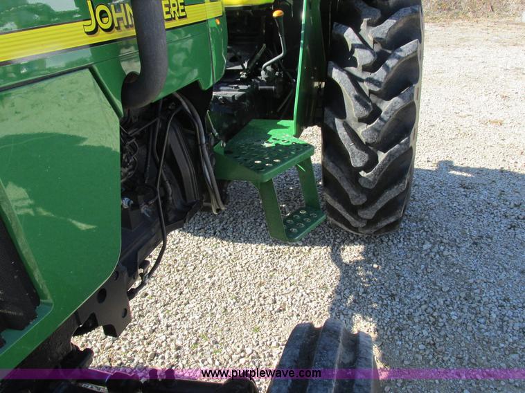 image for item I8873 2006 John Deere 5303 tractor