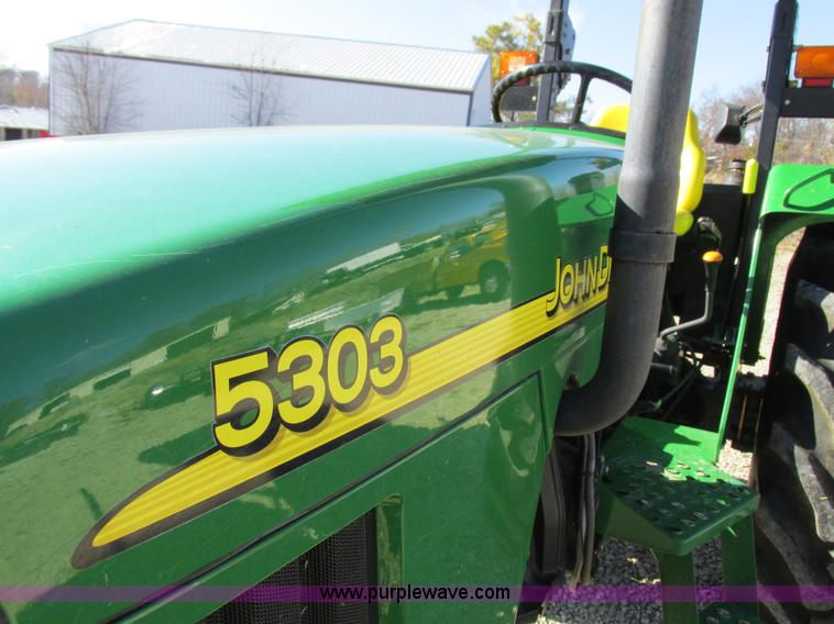 image for item I8873 2006 John Deere 5303 tractor