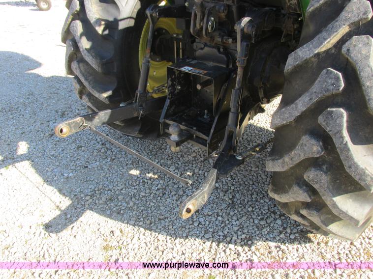 image for item I8873 2006 John Deere 5303 tractor