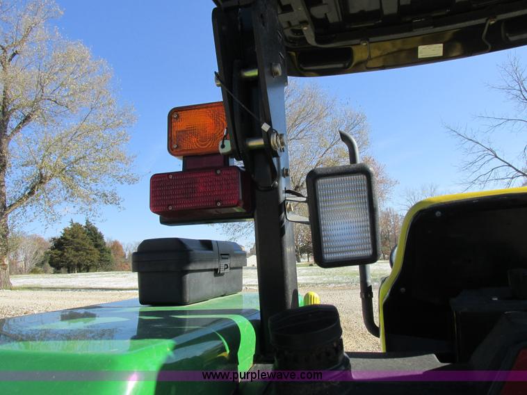 image for item I8873 2006 John Deere 5303 tractor