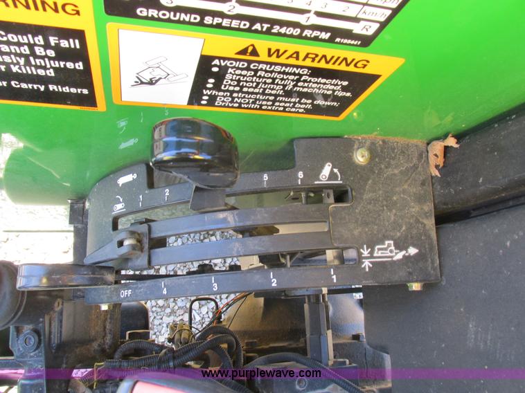 image for item I8873 2006 John Deere 5303 tractor