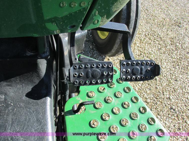 image for item I8873 2006 John Deere 5303 tractor