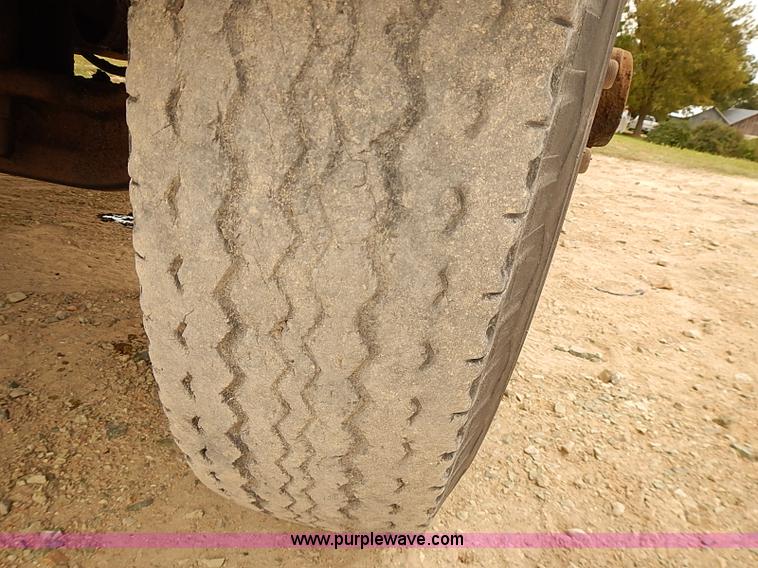 image for item J3084 1974 White Western Star tender truck