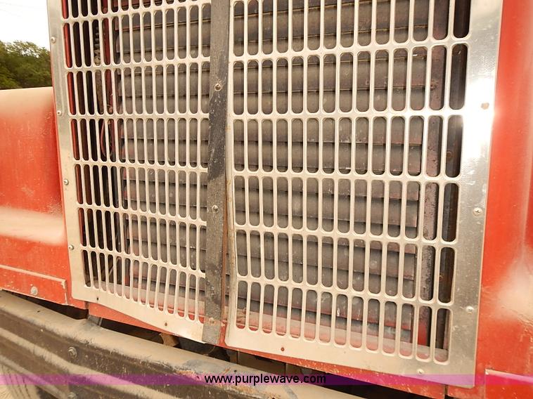 image for item J3084 1974 White Western Star tender truck