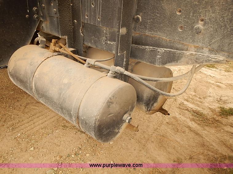 image for item J3084 1974 White Western Star tender truck