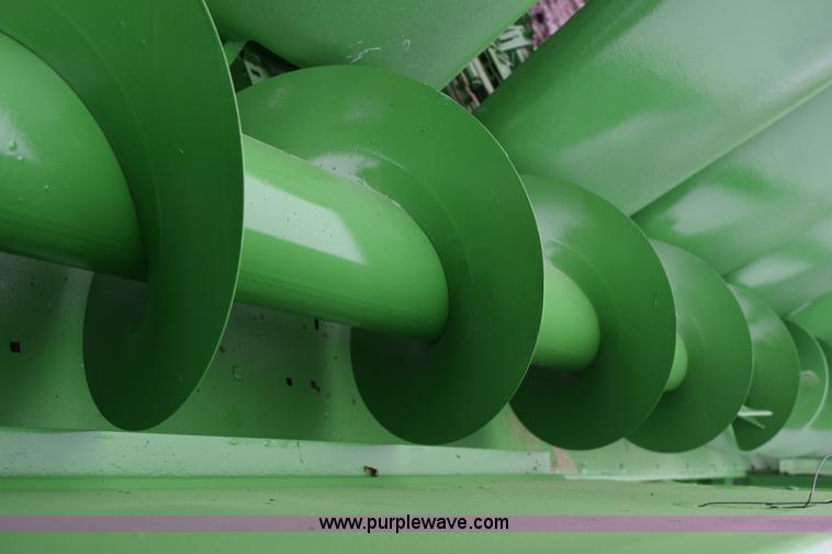 image for item K2757 1995 John Deere 893 corn head