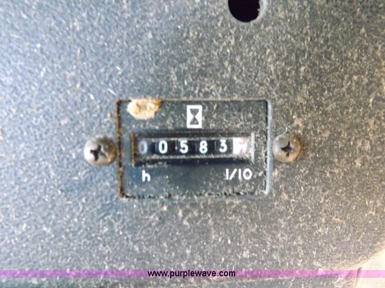 image for item K3034 1982 John Deere 7720 Turbo combine