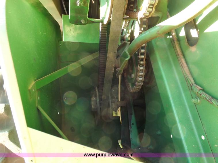 image for item K3034 1982 John Deere 7720 Turbo combine