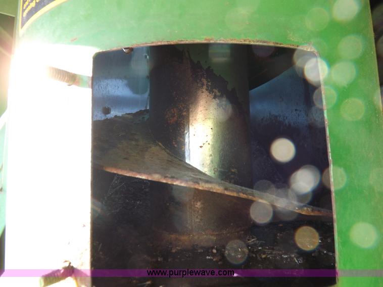 image for item K3034 1982 John Deere 7720 Turbo combine