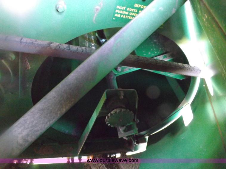 image for item K3034 1982 John Deere 7720 Turbo combine