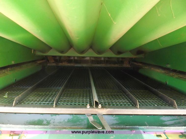 image for item K3034 1982 John Deere 7720 Turbo combine