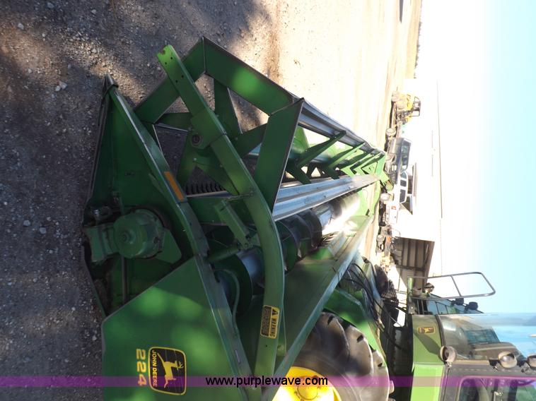 image for item K3034 1982 John Deere 7720 Turbo combine