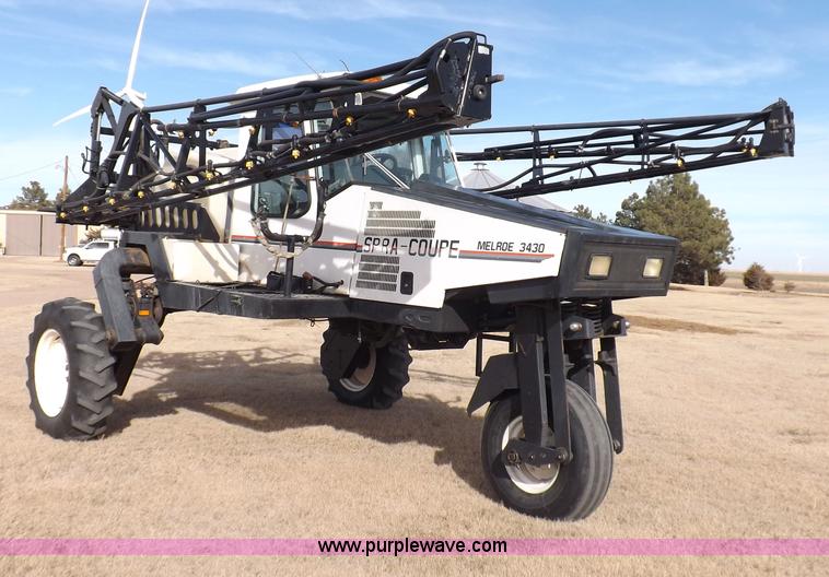 image for item K3042 Melroe SpraCoupe 3430-80 self-propelled sprayer