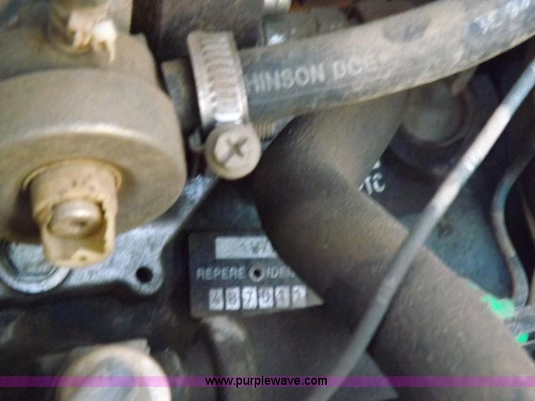 image for item K3042 Melroe SpraCoupe 3430-80 self-propelled sprayer