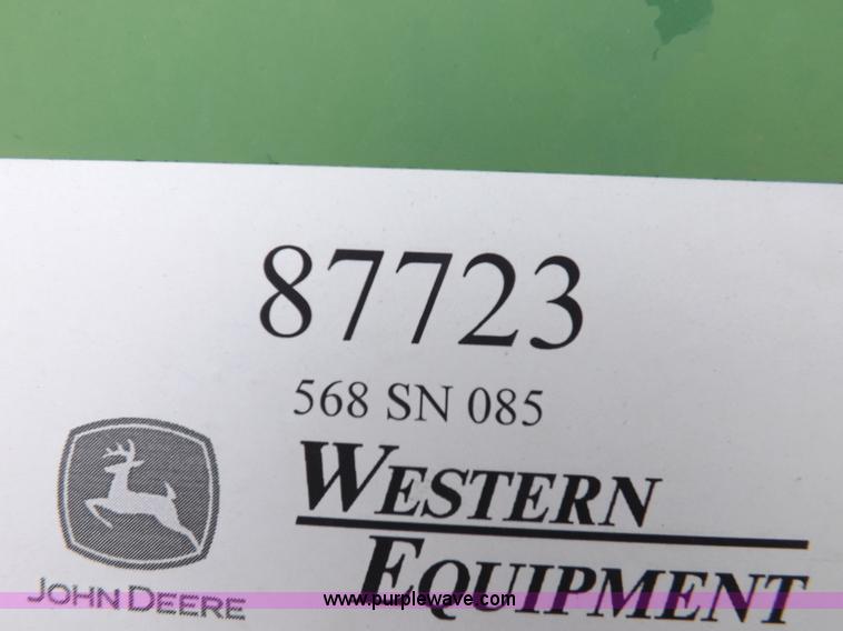 image for item K3077 2007 John Deere 568 round baler