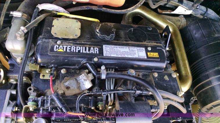 image for item AW9126 2006 Caterpillar TH460B telehandler