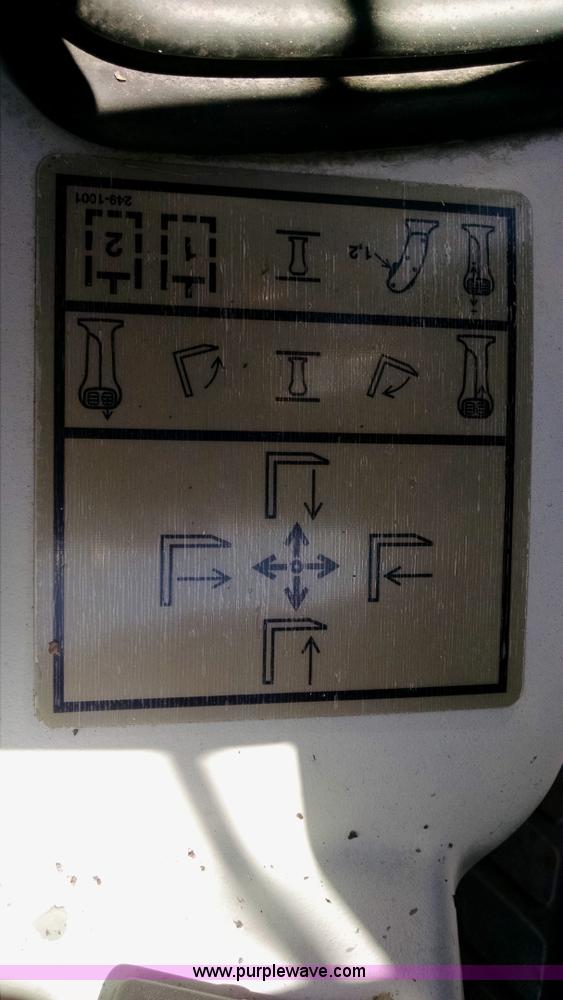 image for item AW9126 2006 Caterpillar TH460B telehandler