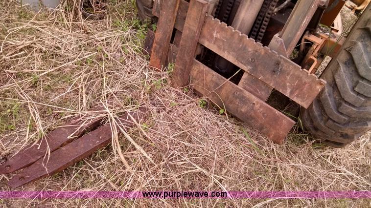 image for item AW9133 Case 5800K forklift