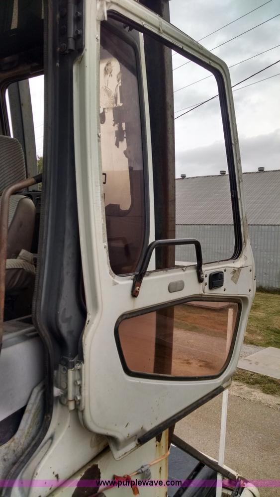 image for item AW9134 2000 Link Belt 2800 Quantum excavator