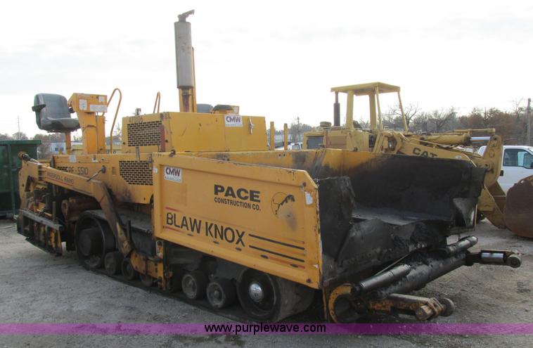 image for item AW9797 2000 Blaw Knox PF5510 paver