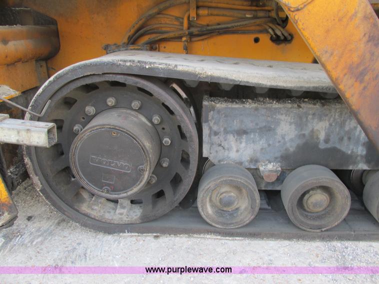 image for item AW9797 2000 Blaw Knox PF5510 paver