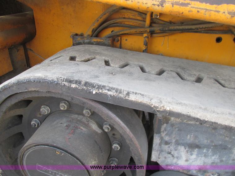 image for item AW9797 2000 Blaw Knox PF5510 paver