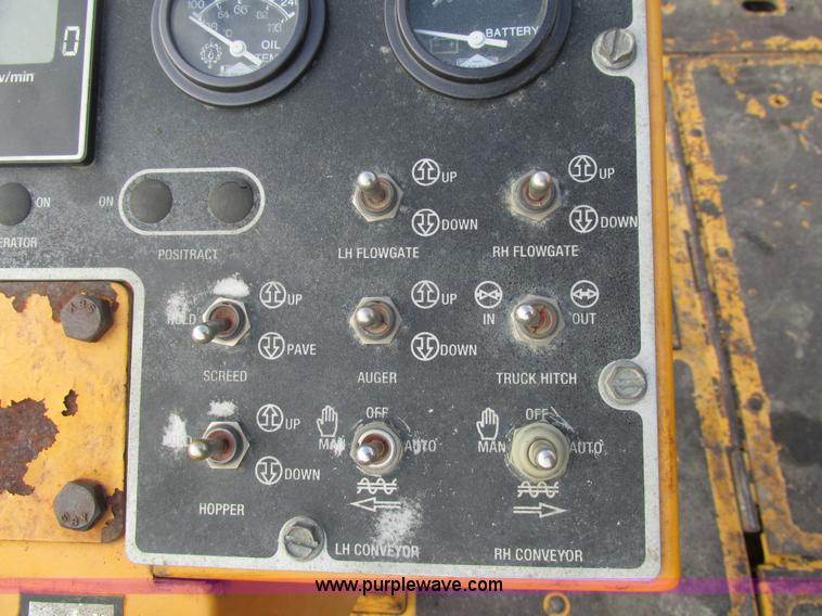 image for item AW9797 2000 Blaw Knox PF5510 paver