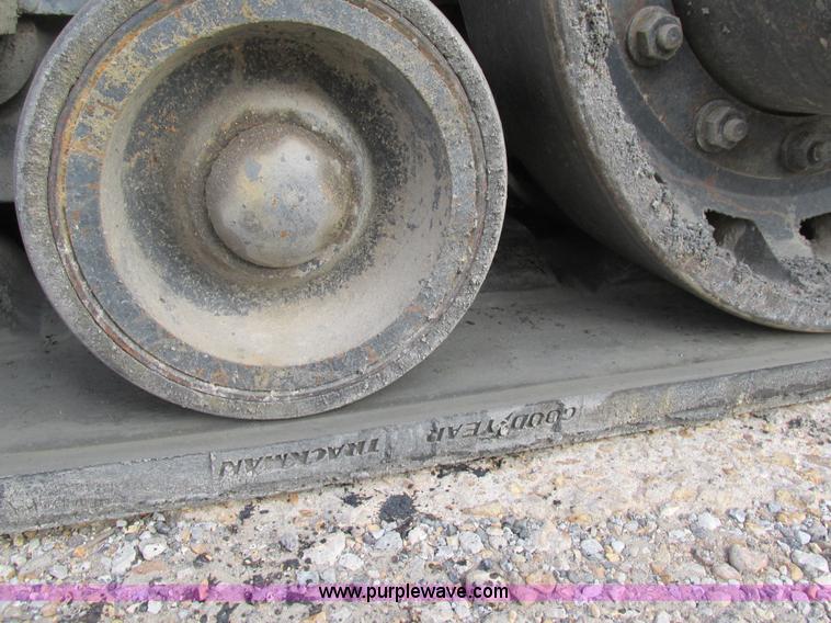 image for item AW9797 2000 Blaw Knox PF5510 paver