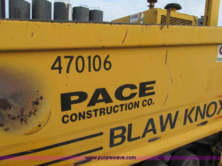 image for item AW9797 2000 Blaw Knox PF5510 paver