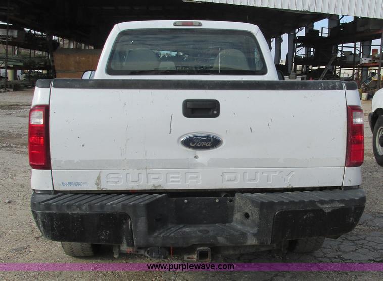 image for item AW9798 2008 Ford F250 Super Duty XL pickup truck
