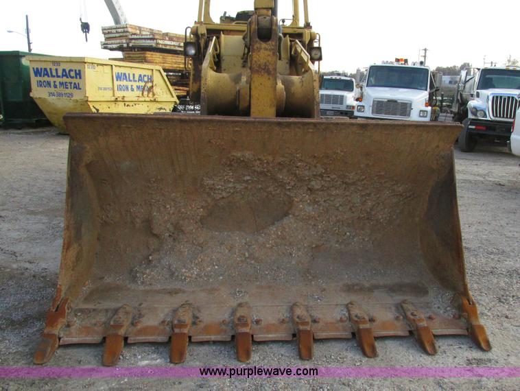 image for item AW9799 1987 Caterpillar 963A track loader