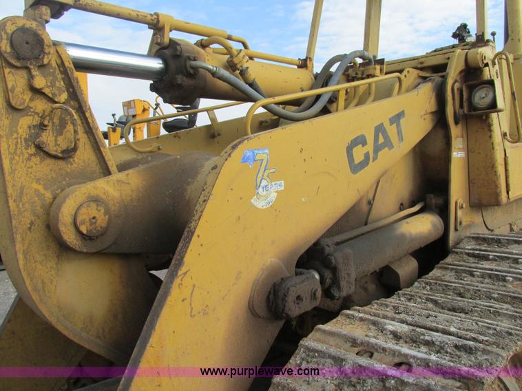 image for item AW9799 1987 Caterpillar 963A track loader