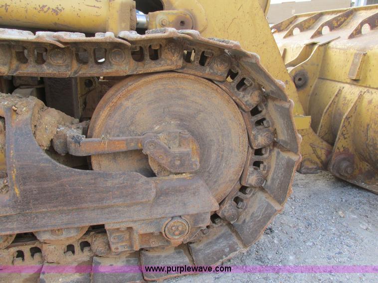 image for item AW9799 1987 Caterpillar 963A track loader