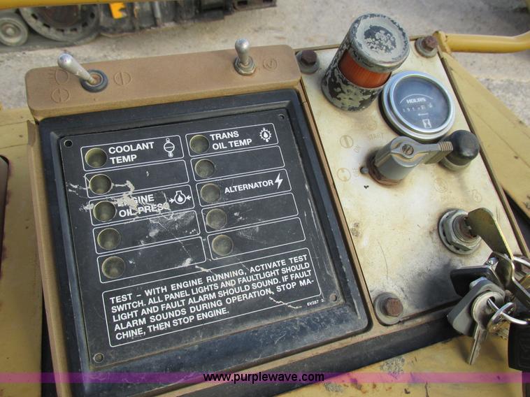 image for item AW9799 1987 Caterpillar 963A track loader